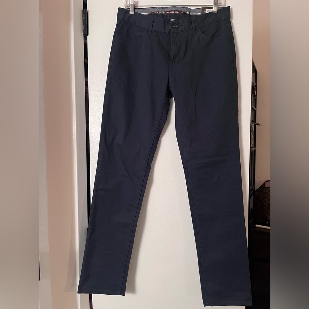 NWT Michael Kors Men’s Dark Midnight Navy Parker Slim Fit Pants 30 x 32.NWT